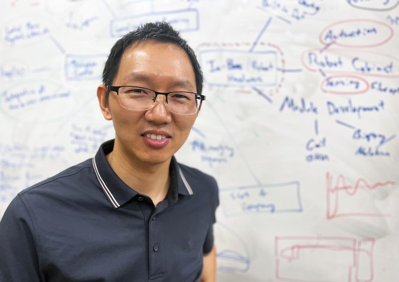 Yue Chen is a biomedical robotics expert in Coulter BME